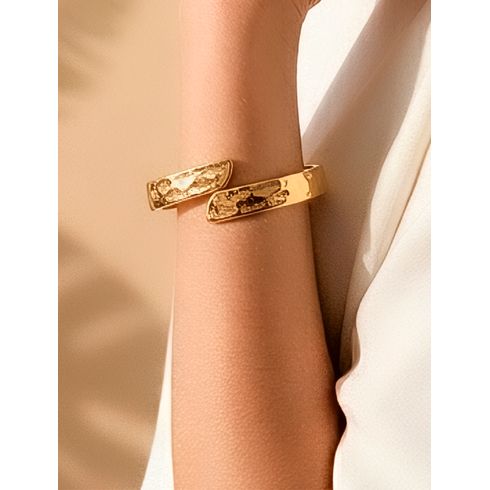 39908-pulseira-bracelete-amassado-texturizado-banho-ouro-18k-rosa-valverde-semijoais -2-